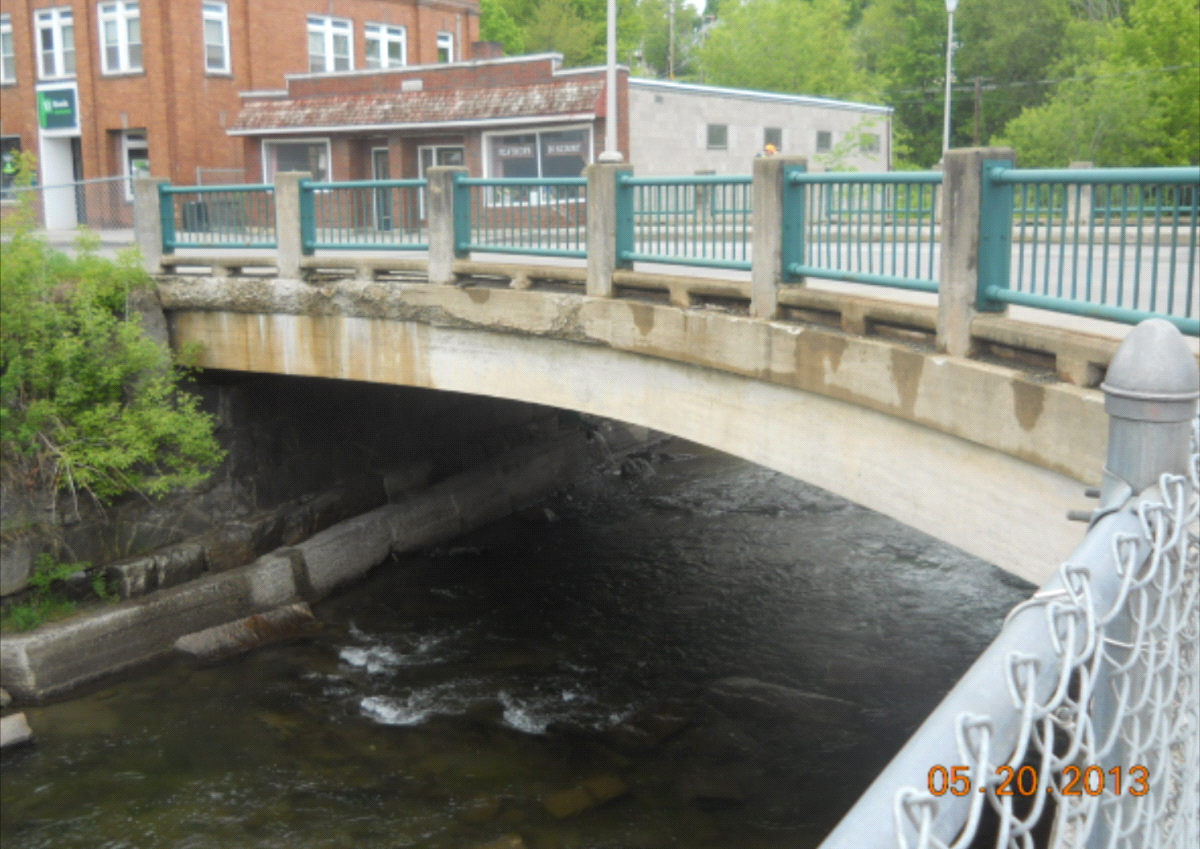 ORLEANS VILLAGE BRIDGE BR#10 photo